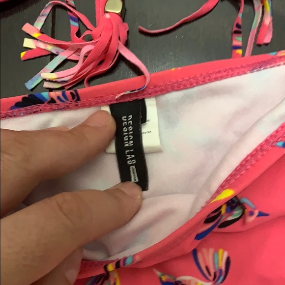 Design lab bikini top and bottoms - like new - Picture 4 of 13